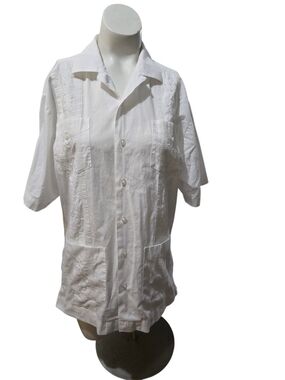Havanera Women's White Embroidered Guayabera Camp Shirt 4 Pocket Button Up S